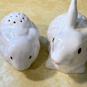 Vintage Ceramic Rabbit & Guinea Pig Salt & Pepper Shakers